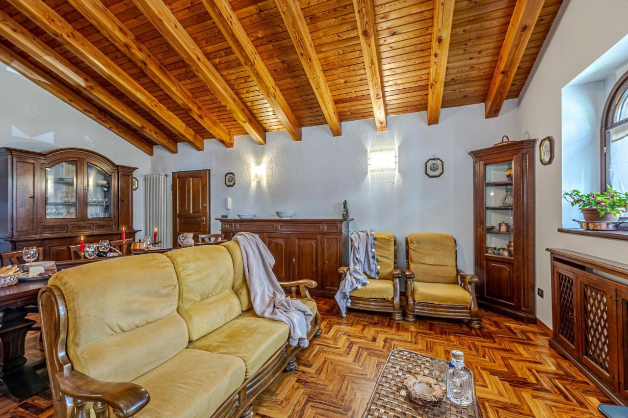 Casa Beatrice - Wifi, Parcheggio E Vista Montagna - Cour 0231 Apartment Courmayeur Ngoại thất bức ảnh