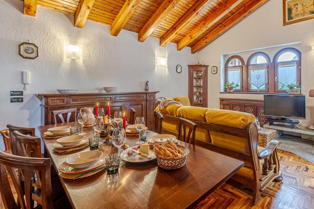 Casa Beatrice - Wifi, Parcheggio E Vista Montagna - Cour 0231 Apartment Courmayeur Ngoại thất bức ảnh