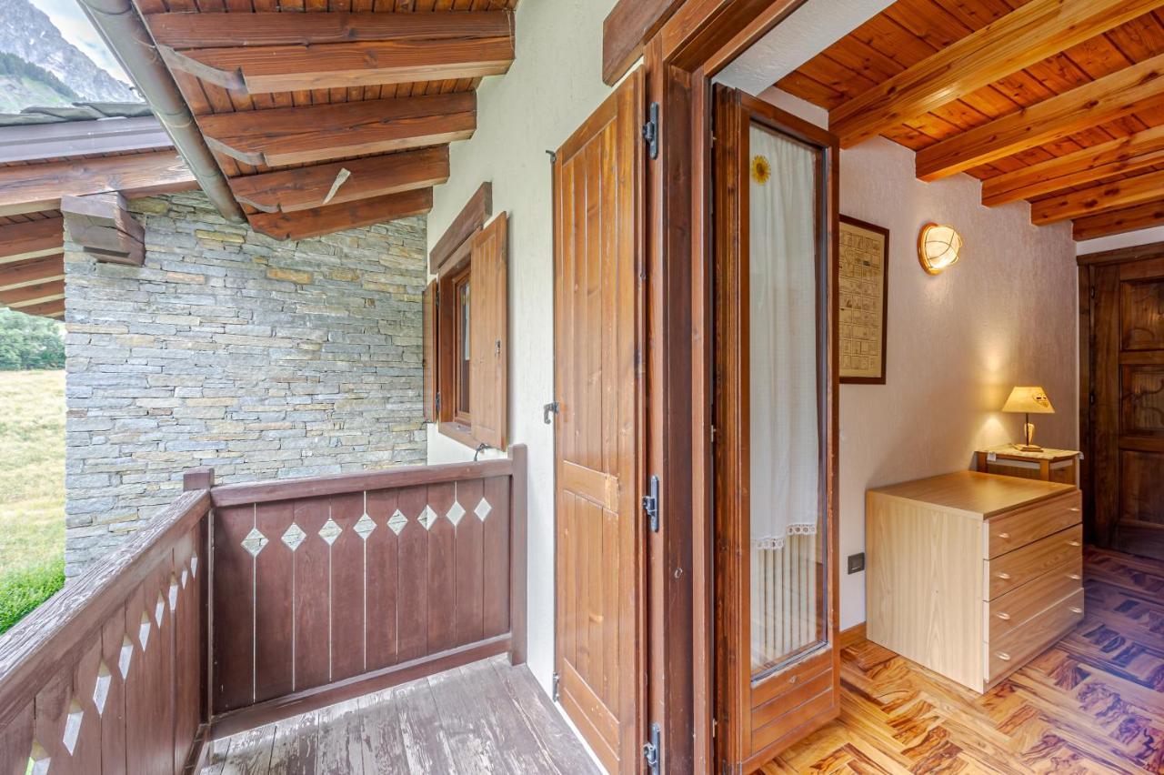 Casa Beatrice - Wifi, Parcheggio E Vista Montagna - Cour 0231 Apartment Courmayeur Ngoại thất bức ảnh